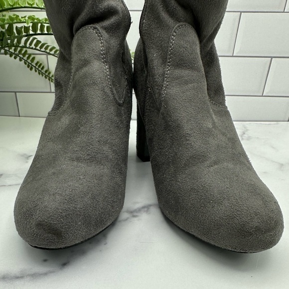 Nature Breeze Grey Faux Suede Fabric Bootie Size 8.5 - Picture 7 of 8